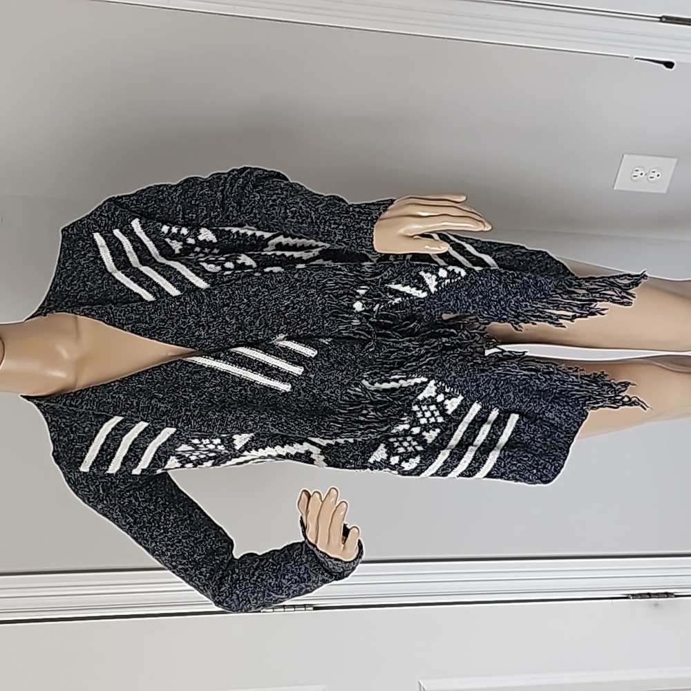 Hollister Cardigan size Small